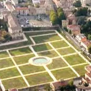  Appartamento Moderno In Posizione Strategica Italia